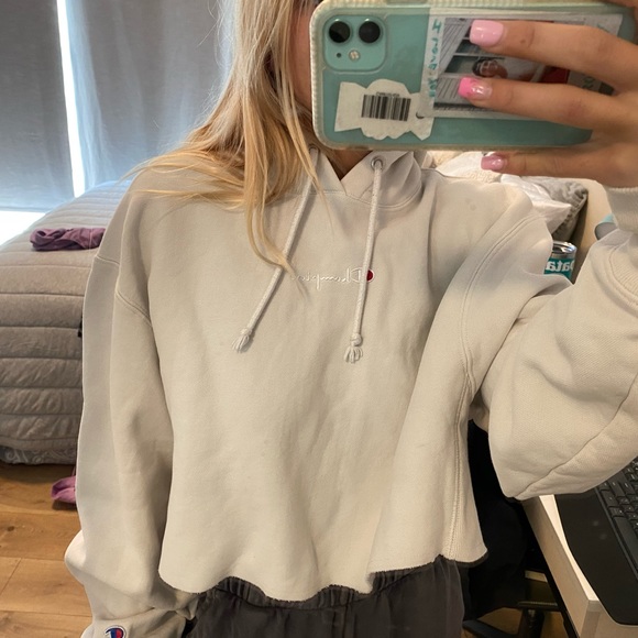 Champion crop hoodie - Picture 3 of 4
